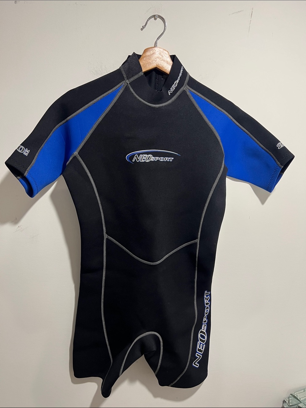 NEO Sport Men's Shorty 2/0mm Wetsuit Size Small